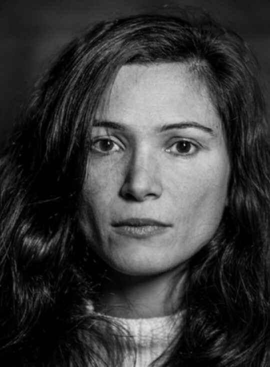 																Julia Kerninon