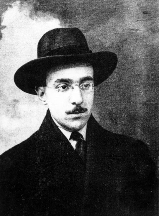																Fernando Pessoa